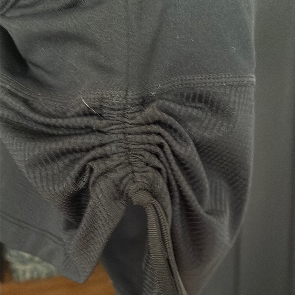 Fabletics Workout Top - Picture 5 of 8
